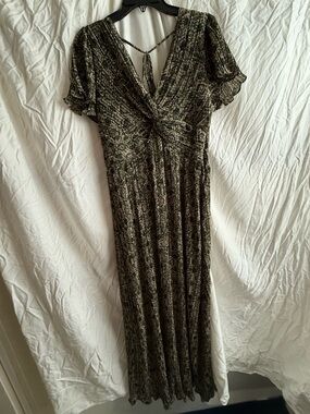 Kensie Olive Twist-Front Maxi Dress